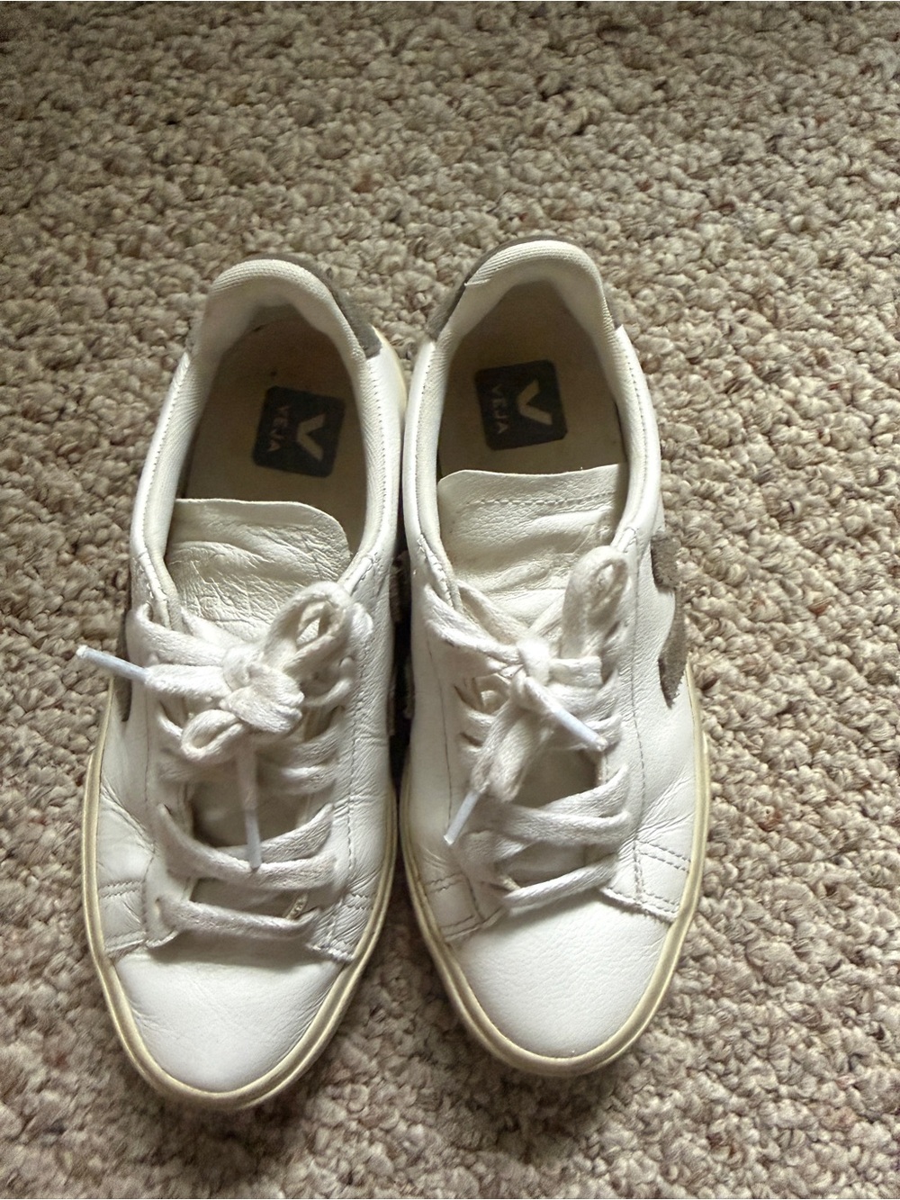VEJA Campo Sneakers with Olive/Khaki V Logo - Picture 3 of 6
